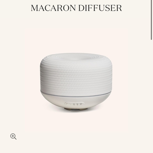 White Macaron Diffuser - Picture 1 of 3